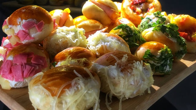 Beş Çayının Yıldızı: Sakallı Poğaça ve Pizza