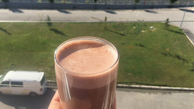 Besleyici Lezzet: Kakaolu Badem Sütü