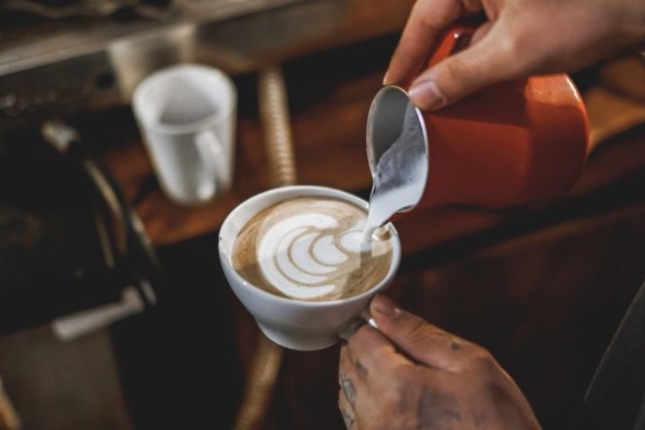 https://www.facebook.com/Pablo-Artisan-Coffee-Poligon-101165711633609/ | facebook