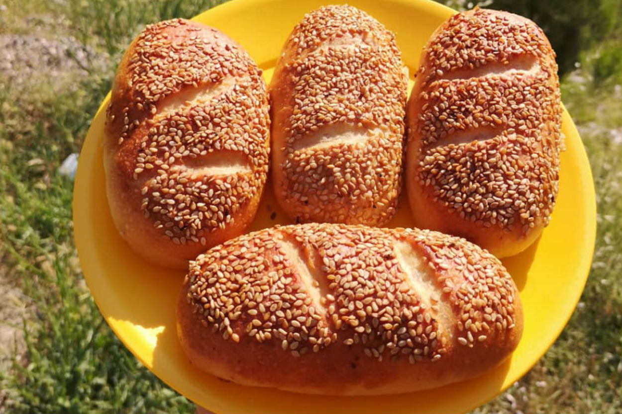 Pastane Usulü: Kaşarlı Simit Poğaça