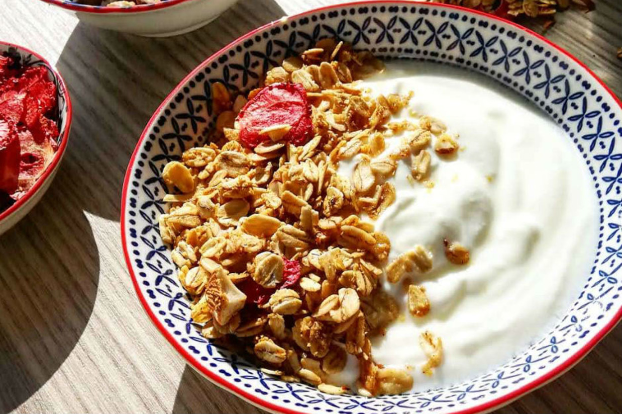 Böylesi Çok Pratik: Tavada Granola