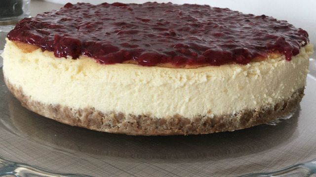 Her Katı Ayrı Güzel: Orman Meyveli Cheesecake