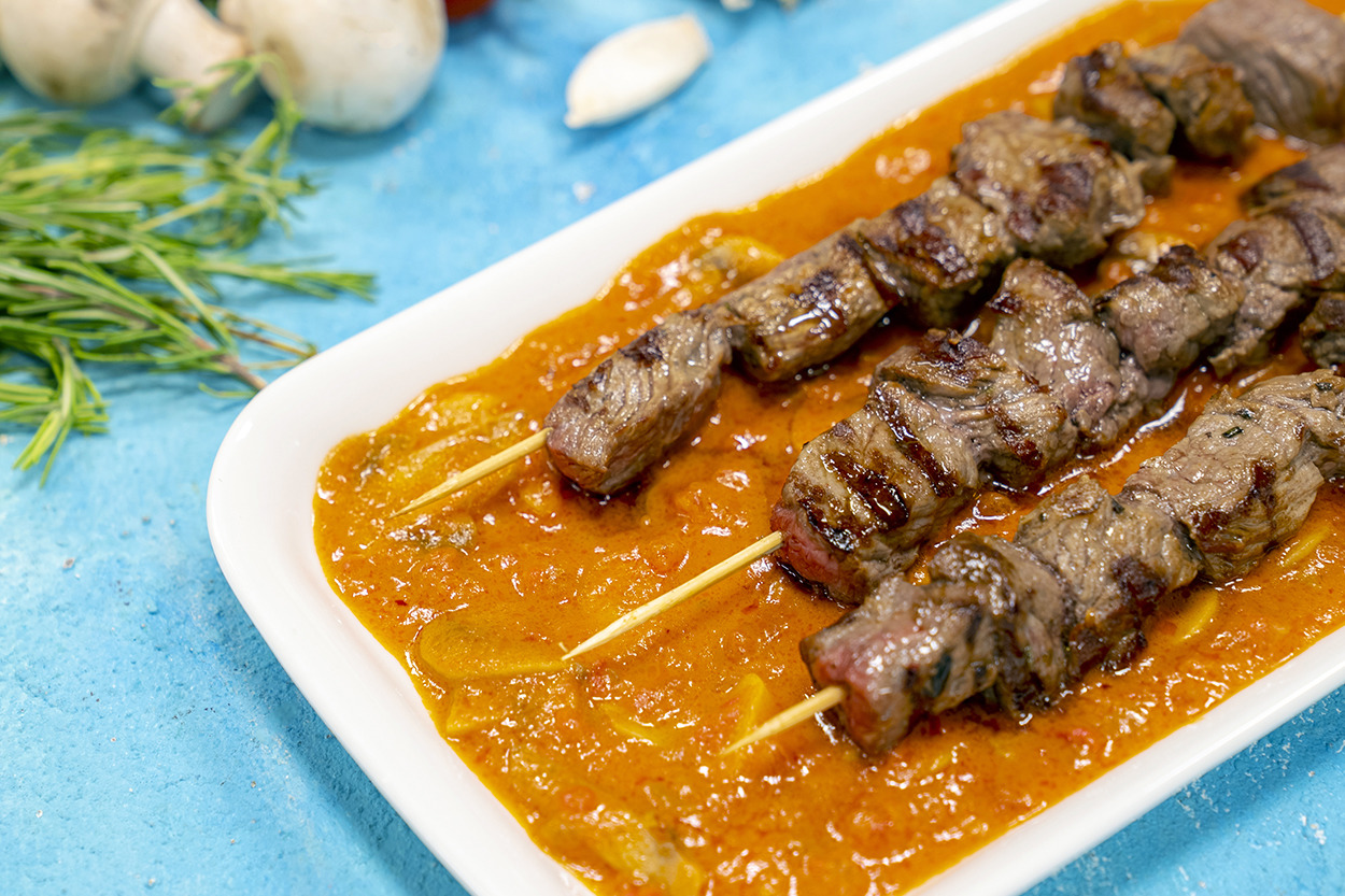 Köfteden Mangala, Her Türlü Kırmızı Ete Çok Yakışan Farklı ve Pratik 10 Et Sosu Tarifi
