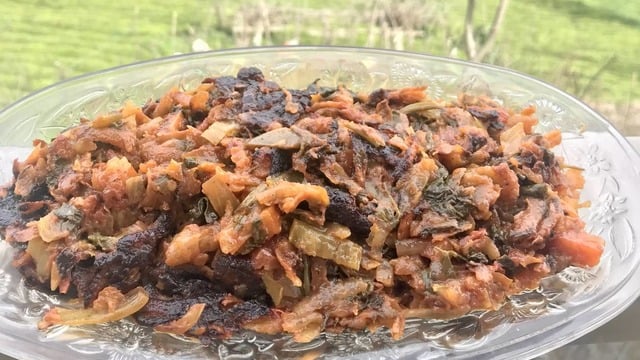 Karadeniz'in Meşhur Yemeği: Sebzeli Hamsi