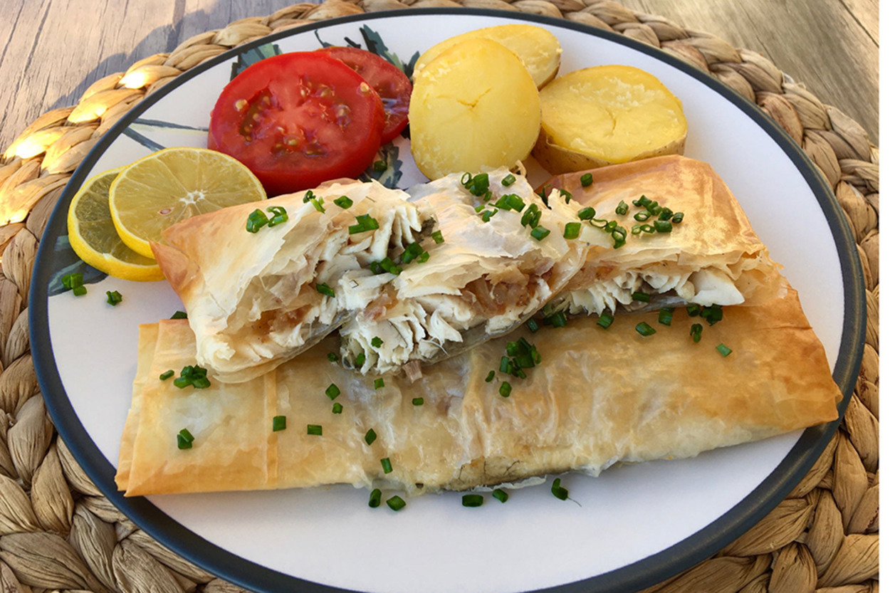Dışı Çıtır İçi Lezzet Dolu: Baklava Yufkasında Levrek Fileto