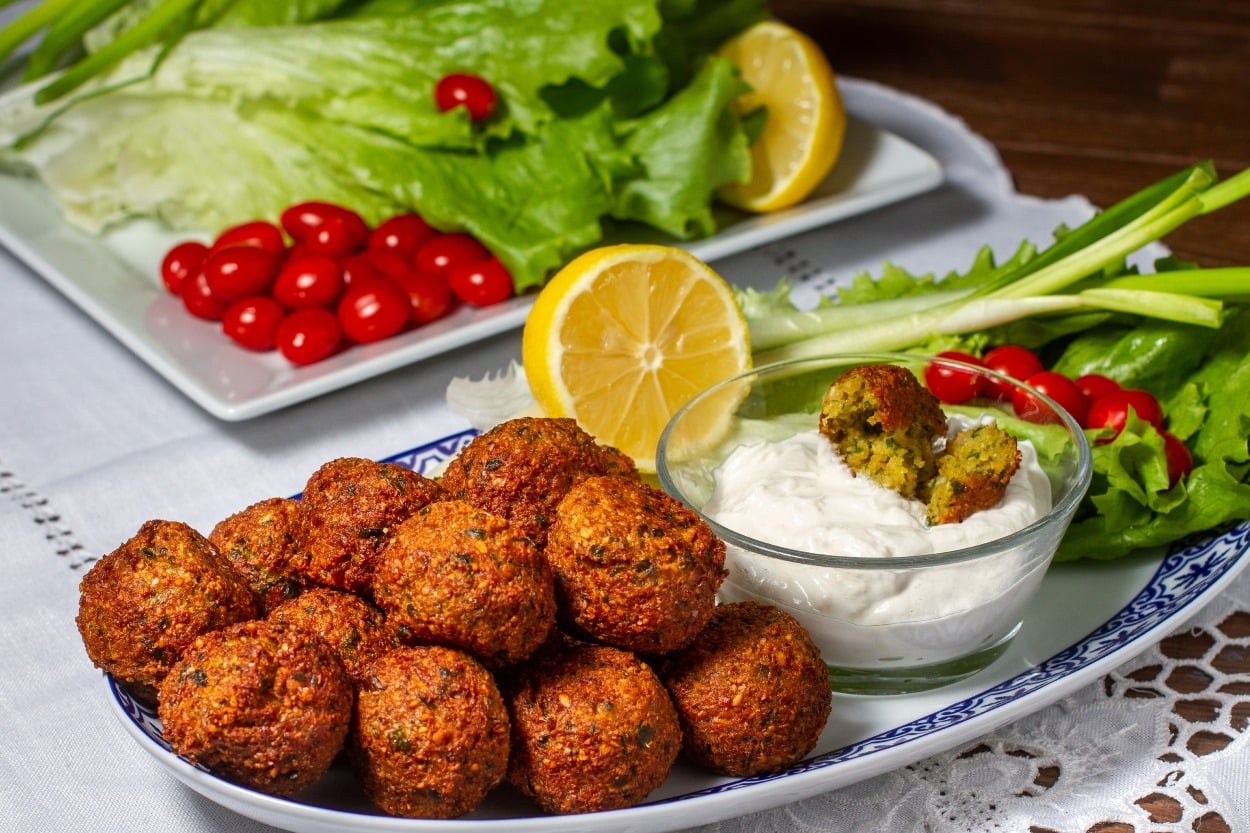 Orijinaline En Yakın Lezzetiyle: Falafel Yapımının Püf Noktaları