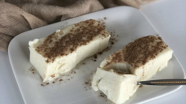 3 Malzemeli: Fit Tavuk Göğsü Muhallebi