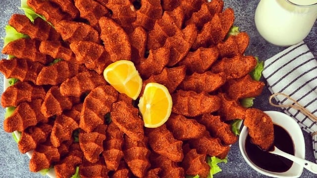 Lezzetine Doyamayacağınız: Etsiz Pratik Çiğ Köfte
