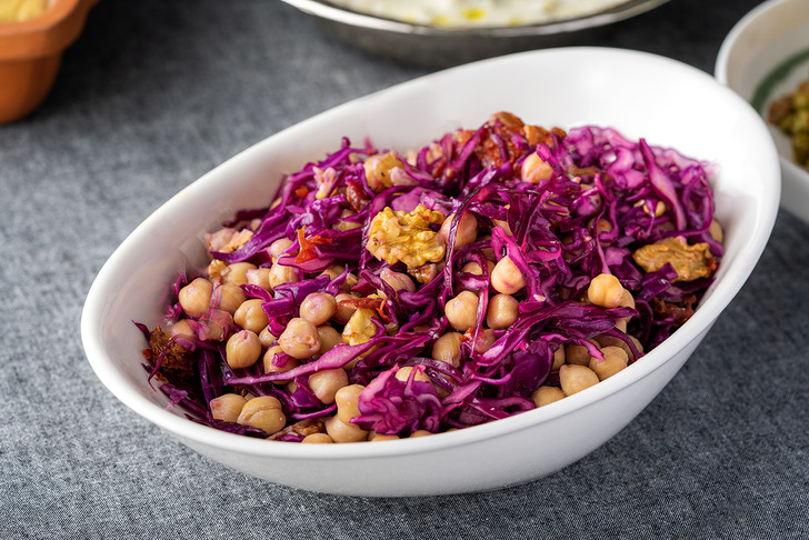 Kuru Domatesli Lahana Salatası Tarifi