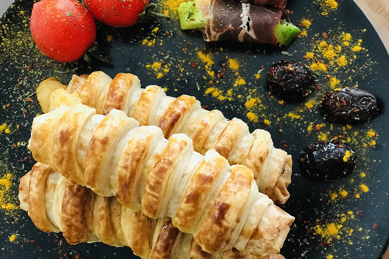 Enfes Aromasıyla: Kafes Börek