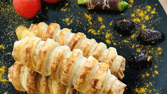 Enfes Aromasıyla: Kafes Börek