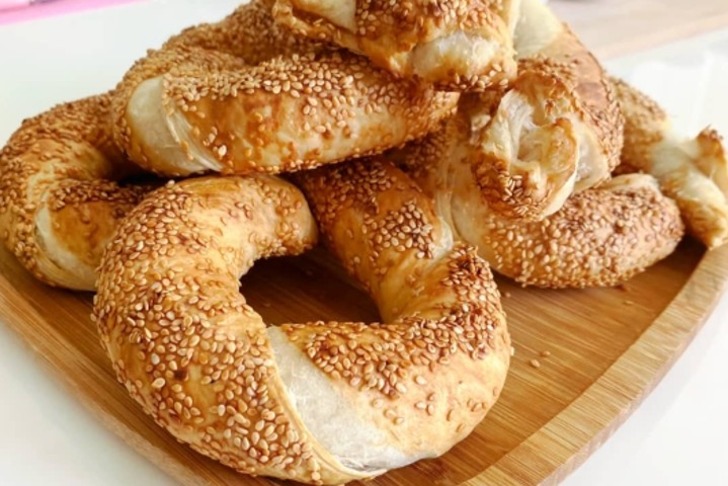 Milföyden Kolay Simit Tarifi