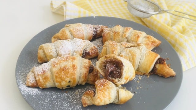 3 Malzeme Yeter: Çikolatalı Milföy Kruvasan