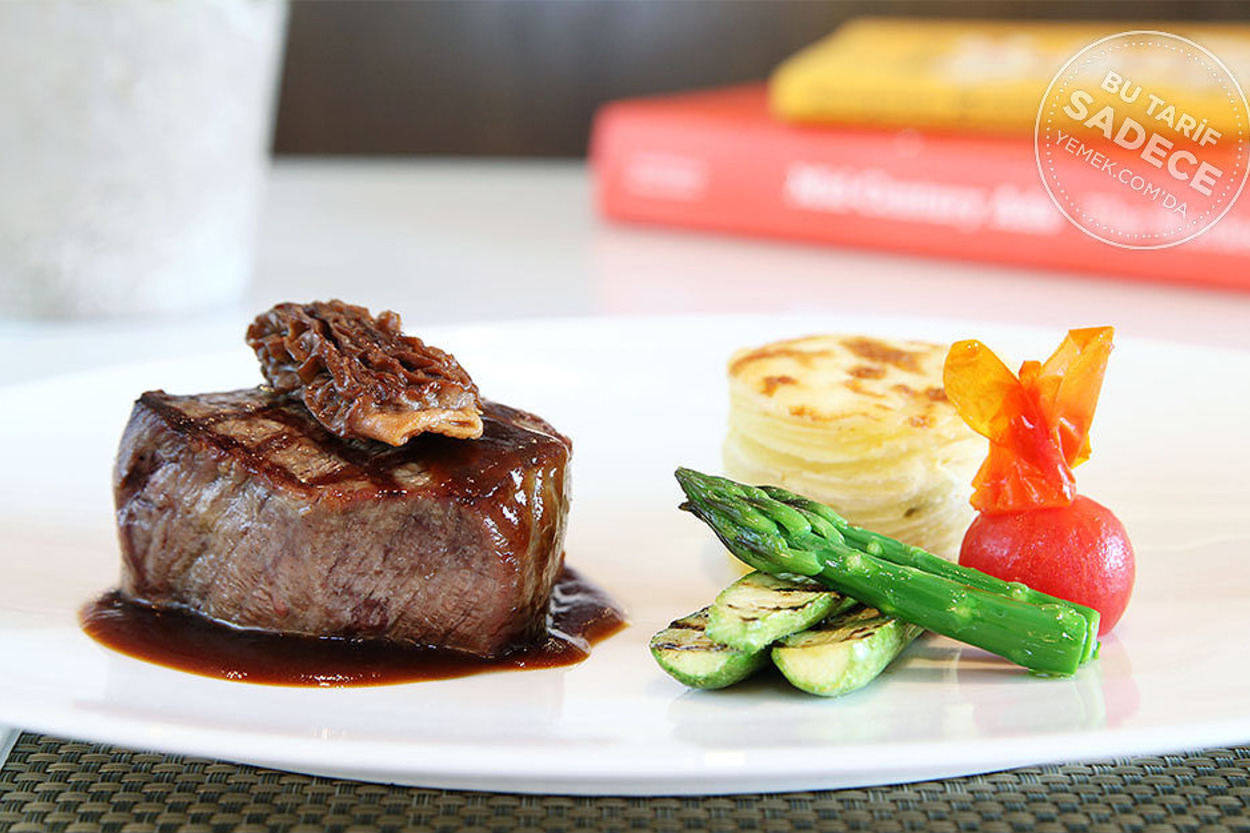 The Grand Tarabya R.E.A.D Cafe'den: Fırınlanmış Kremalı Patates ve Izgara Bonfile