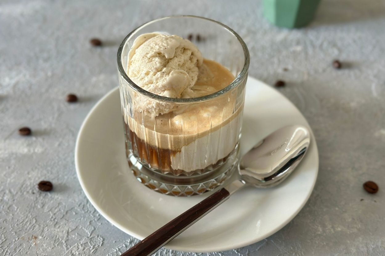 Yazın Dondurmalı Kahvesi: Affogato