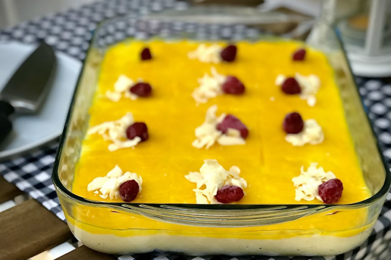 Ferahlık Garantili: Limon Soslu Brownie