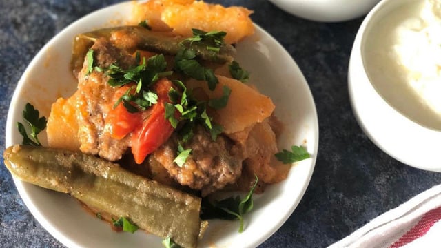 Pratikliği Olay Olur: İzmir Köfte