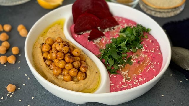 Mezelerin Şahı: İki Renkli Humus