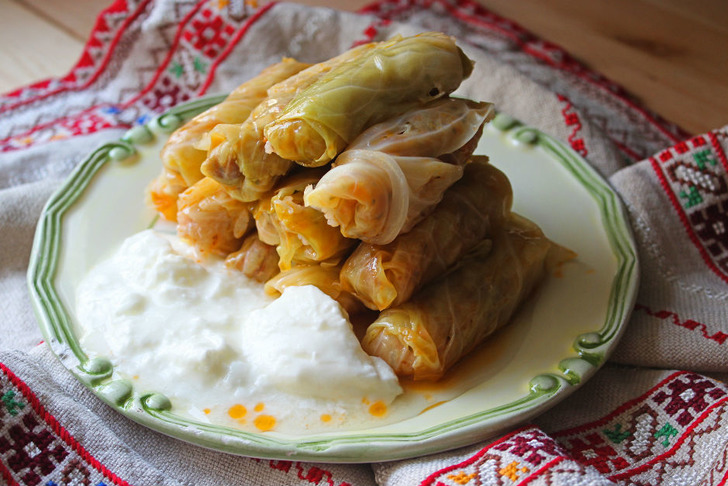 Zeytinyağlı Lahana Sarması Tarifi