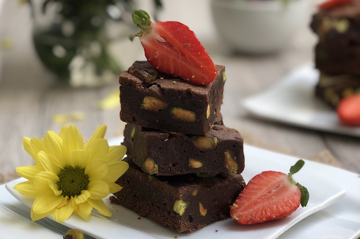 Karşı Koyulmaz Lezzetiyle: Antep Fıstıklı Brownie