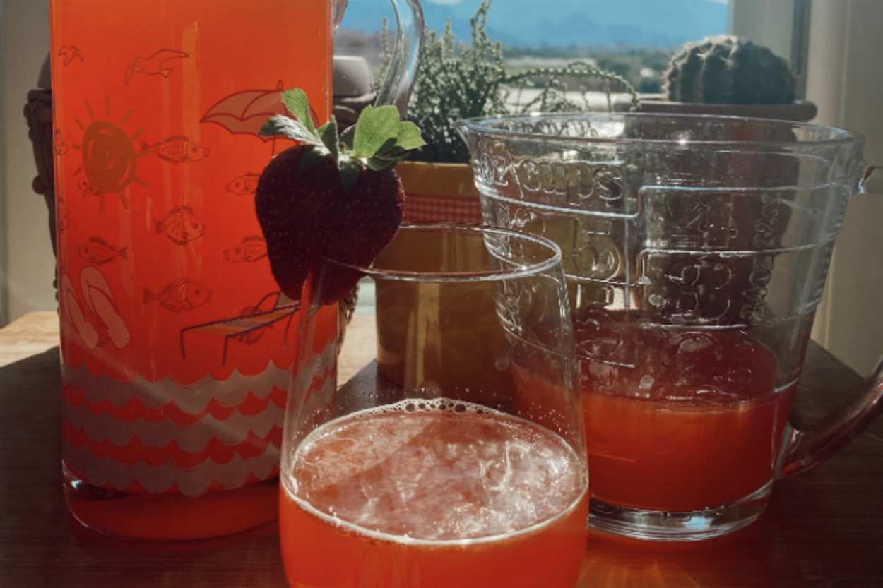Lezzetle Ferahlatır: Çilekli Limonata