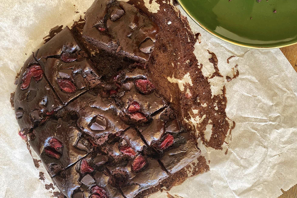Enfes Birliktelik: Vişneli Brownie