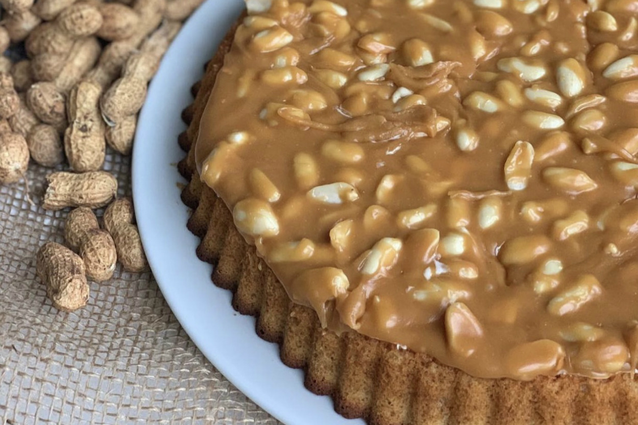 Enfes Uyum: Yer Fıstıklı Tart