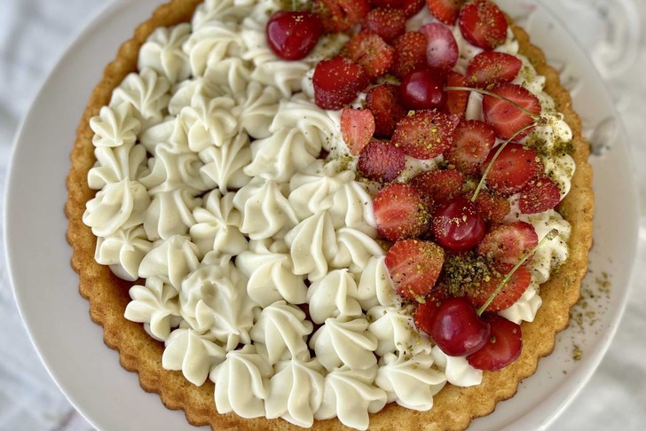 Beyaz Çikolatalı Tart Pasta Tarifi