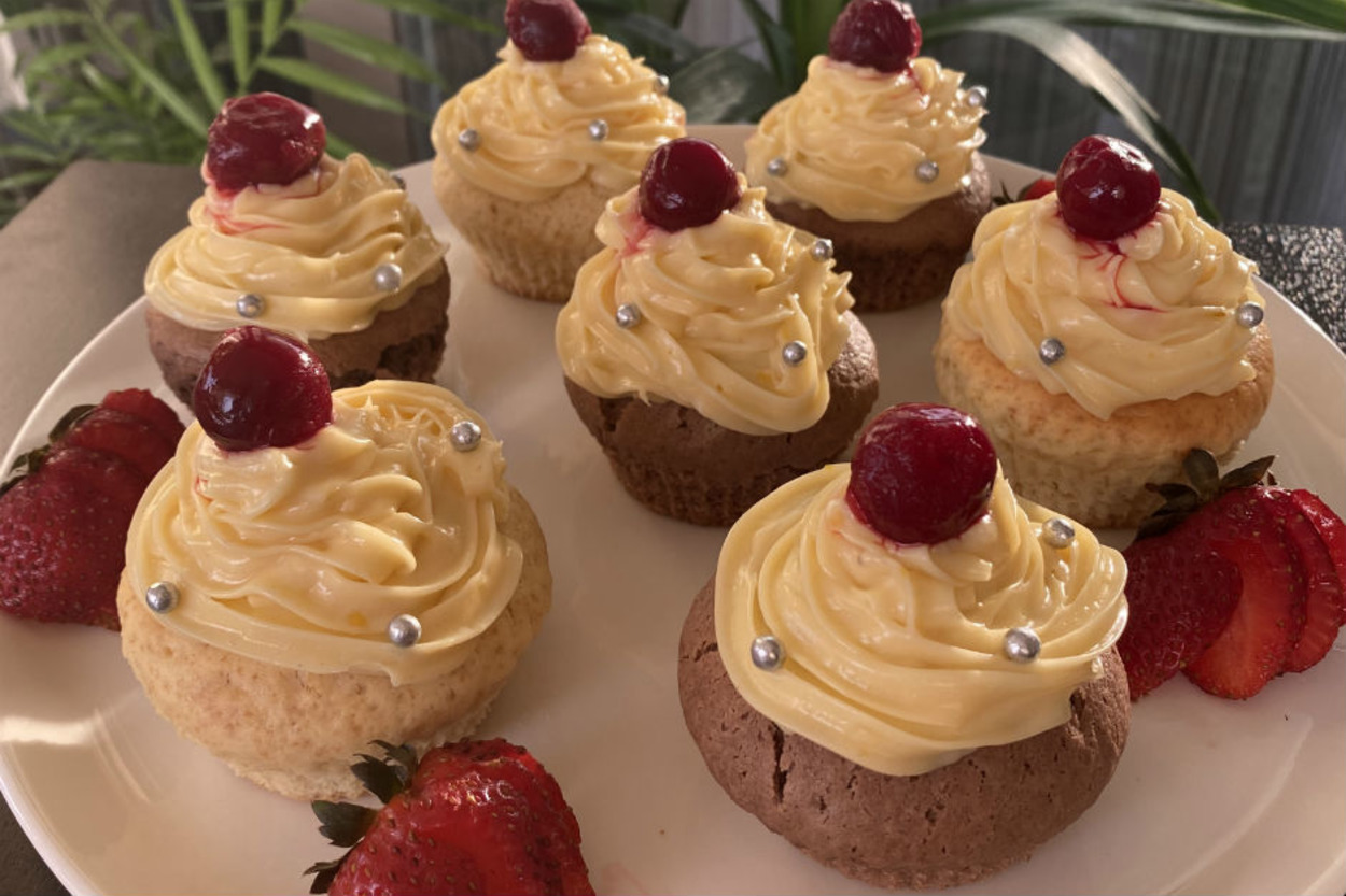 Lezzetiyle Büyüler: Vişneli Cupcake