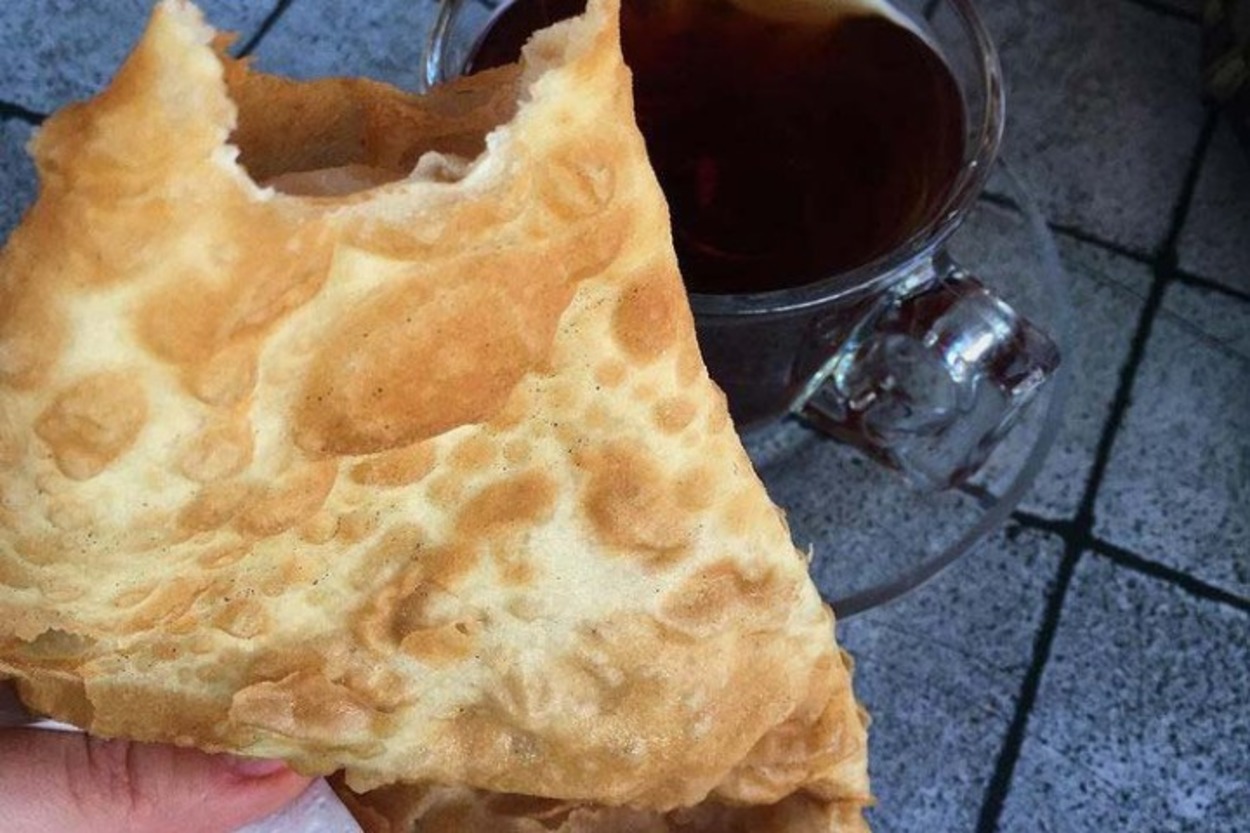 Eskişehir'in Eskimeyen Lezzet Durağı: Papağan Çiğ Börek