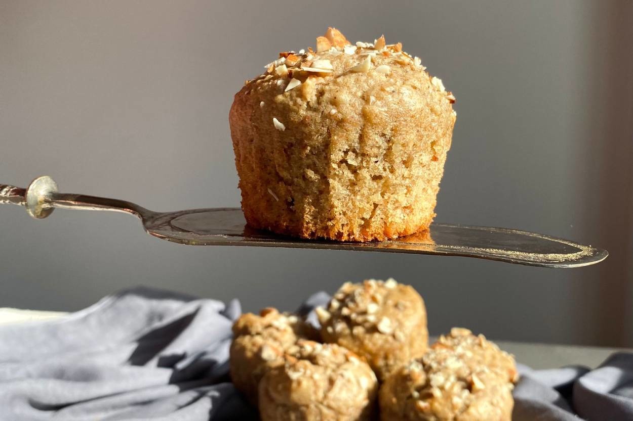 Rafine Şeker İçermeyen: Muzlu Bademli Muffin