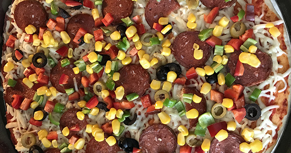 ev-yapimi-pizza-tarifi-adim
