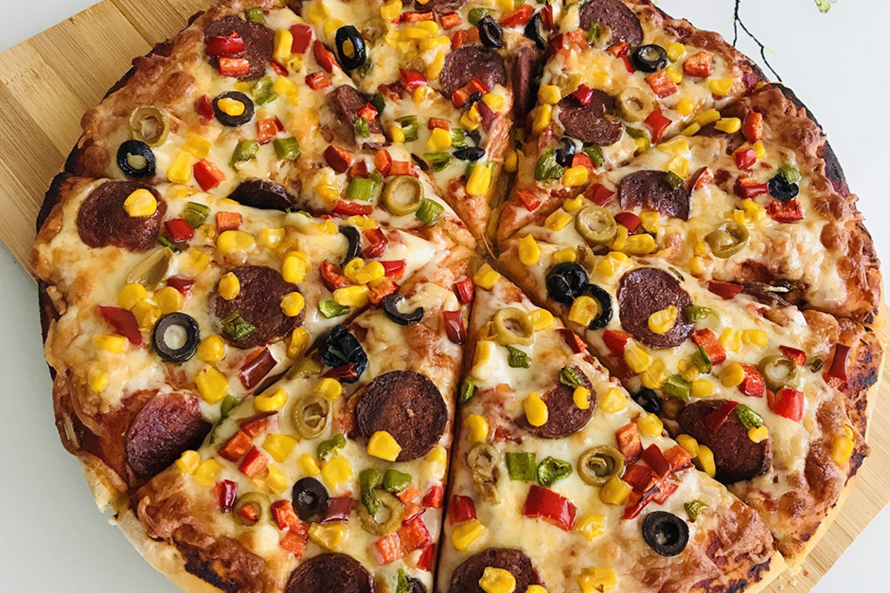 Damaklarda Yer Eden: Ev Yapımı Pizza