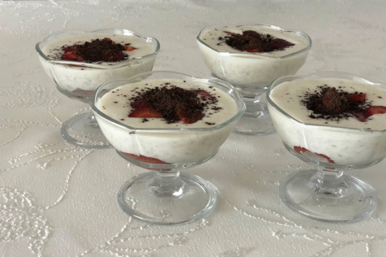 Vicdan Azabı Çektirmez: Diyet Manolya Tatlısı