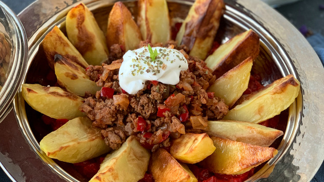 Eskileri Unutturur: Kıymalı Fırın Patates