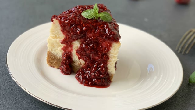 Rüya Gibi: Frambuaz Soslu Cheesecake