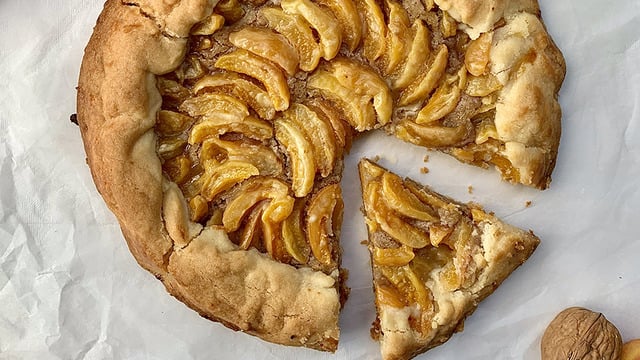 Dışı Kıtır İçi Islak: Kayısılı Galette