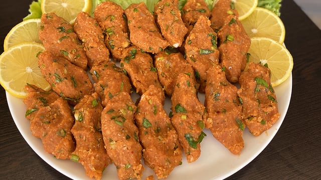 Tadı Damakta Kalan: Pratik Mercimek Köftesi
