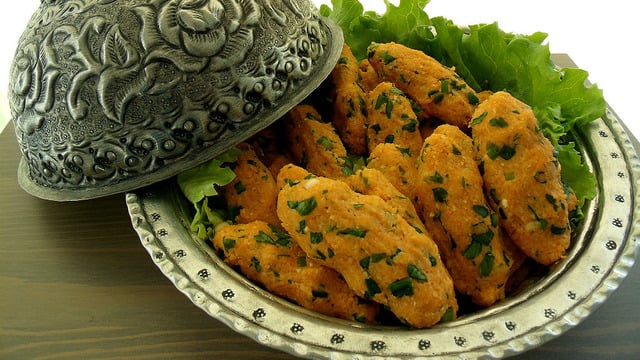 Yemekyolculuğu'ndan: Peynirli Bulgur Köftesi