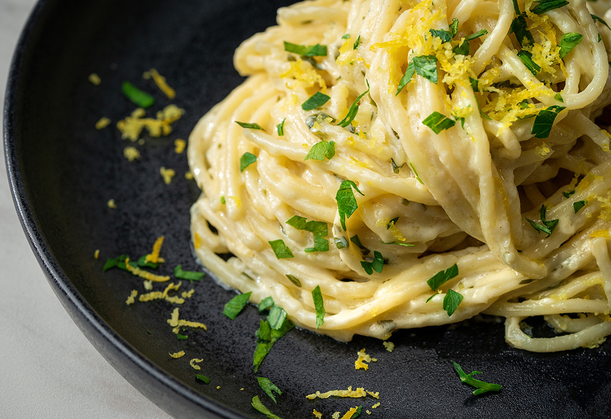 Ferah Lezzet: Limonlu Sarımsaklı Spagetti Tarifi