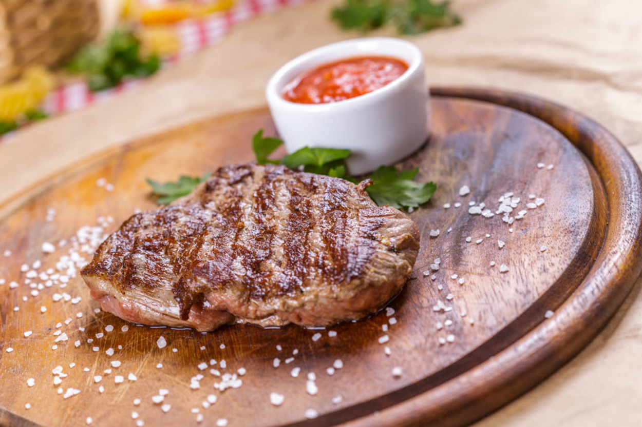 Mükemmel Bir Steak Pişirmenin 10 Önemli Püf Noktası