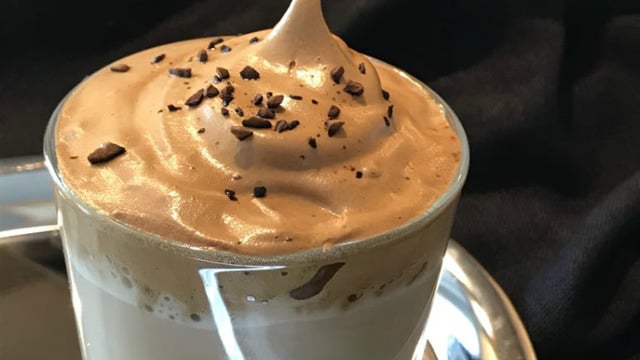 Sağlıklı Alternatif: Şekersiz Dalgona Kahve
