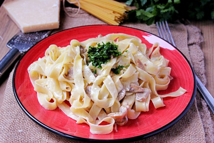 Mantarlı Peynirli Fettucini Tarifi