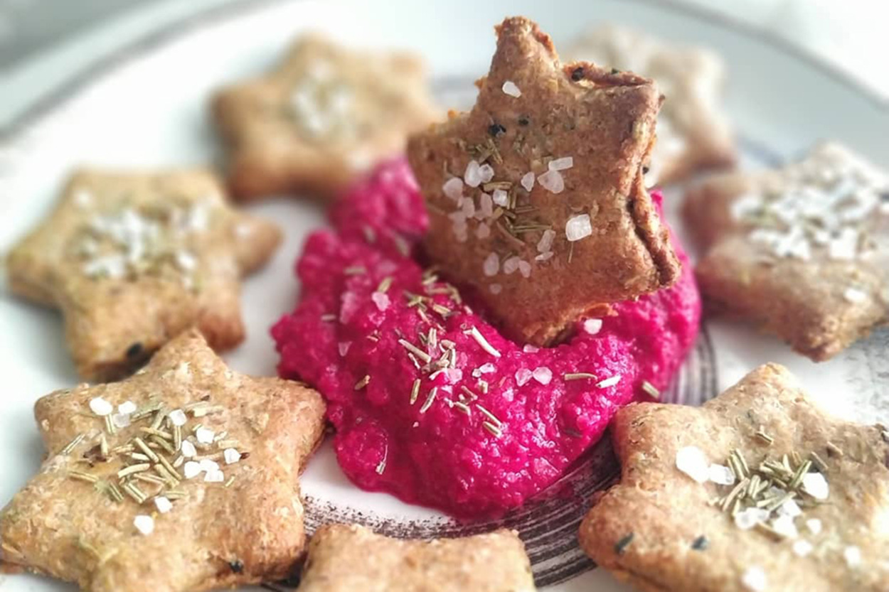 Farklı Atıştırmalık Arayanlara: Kuru Fasulyeli Vegan Kraker