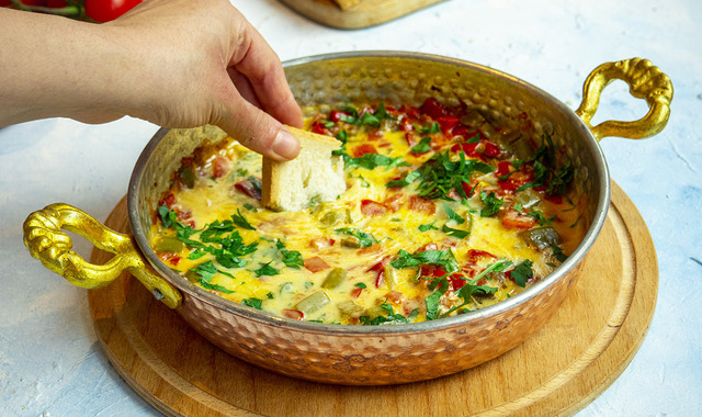 Ekmek Banmalık: Kahvaltılık Kaşar Peynirli Biber