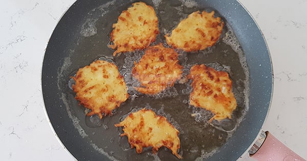 kahvaltilik-patates-mucveri-adim-7