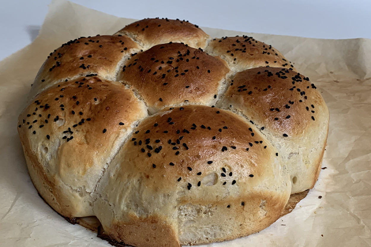 Kabardıkça Kabaran: Çiçek Ekmek