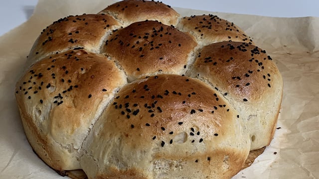 Kabardıkça Kabaran: Çiçek Ekmek