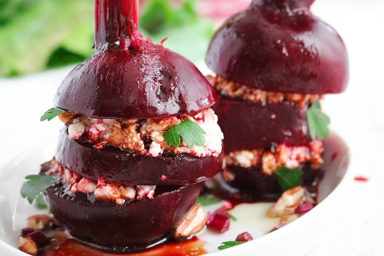 Enfes Uyumuyla: Afili Pancar Salatası