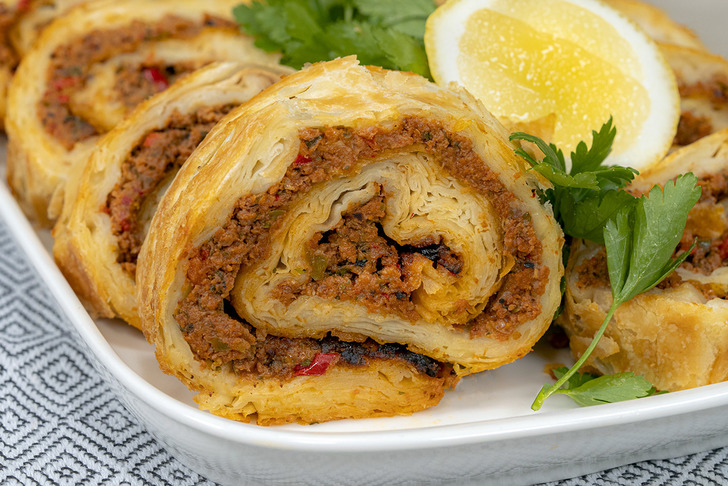 Lahmacun Böreği Tarifi